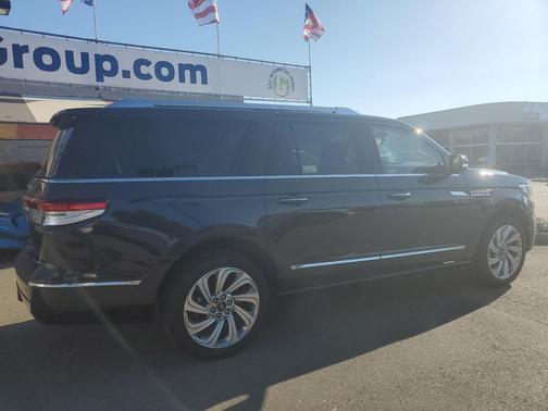 2024 Lincoln Navigator Reserve