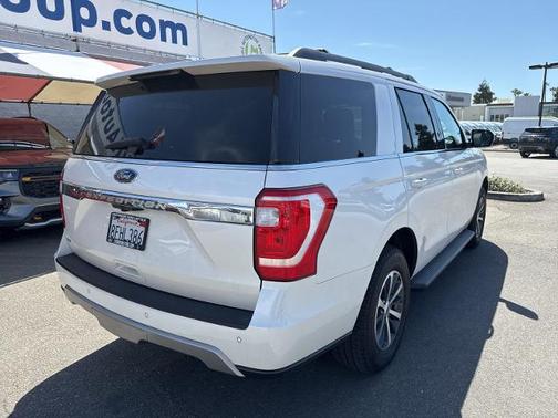 WHITE PLATINUM MET TRI-COAT 2018 Ford Expedition XLT