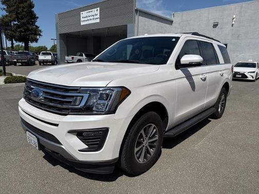 WHITE PLATINUM MET TRI-COAT 2018 Ford Expedition XLT