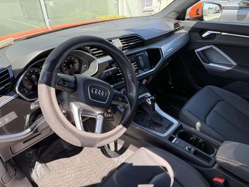 2022 Audi Q3 45 S line Premium Plus
