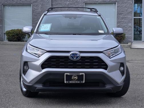 2019 Toyota RAV4 Hybrid XLE