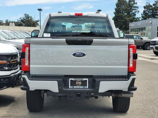 2025 Ford F-250 XL