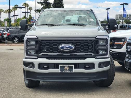 2025 Ford F-250 XL