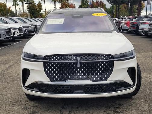 2024 Lincoln Nautilus RESERVE