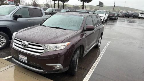 2013 Toyota Highlander SE