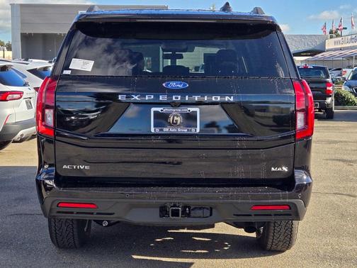 2025 Ford Expedition Max Active 4x4