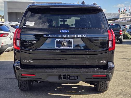 2025 Ford Expedition Max Active 4x4