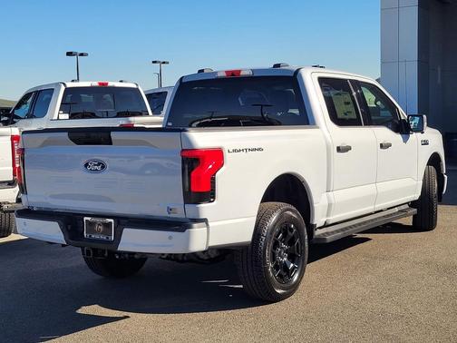 2025 Ford F-150 Lightning XLT