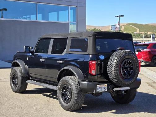 2022 Ford Bronco BASE