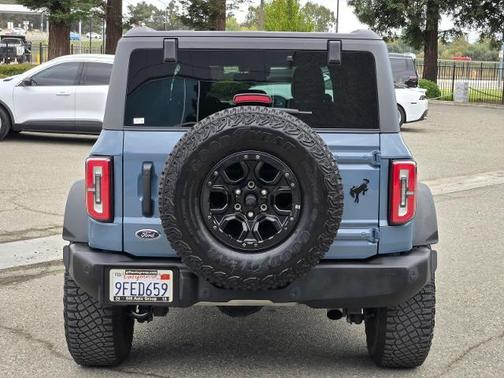 2023 Ford Bronco WILDTRAK