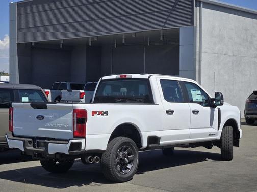 2025 Ford F-250 XL