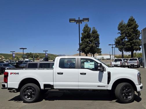 2025 Ford F-250 XL