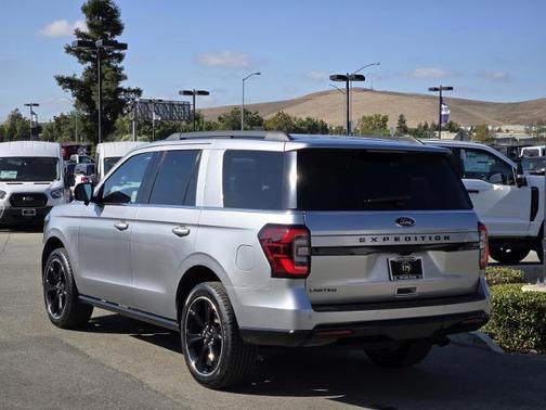 2022 Ford Expedition LIMITED