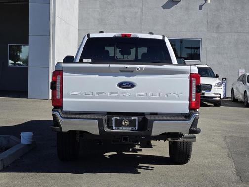 2026 Ford F-250 Lariat