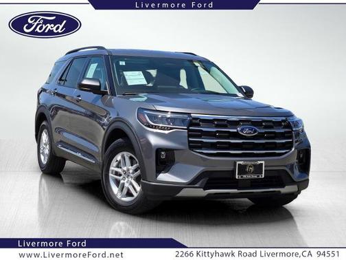 CARBONIZED GRAY METALLIC 2025 Ford Explorer ACTIVE