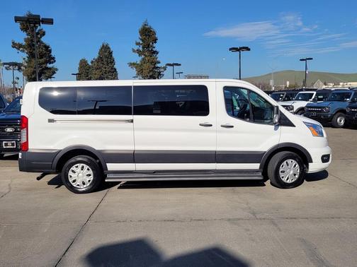 2022 Ford Transit-350 XLT