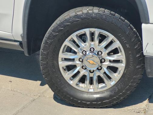 2022 Chevrolet Silverado 3500 High Country