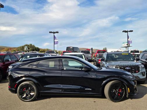 2025 Ford Mustang Mach-E GT