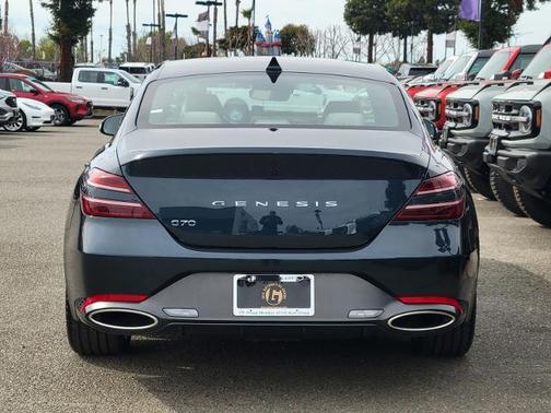 2024 Genesis G70 2.5T