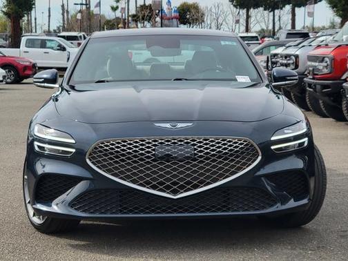 2024 Genesis G70 2.5T