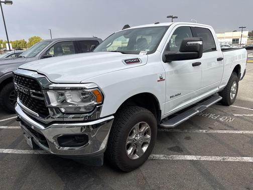 2023 RAM 2500 Big Horn Crew Cab 4x4 6'4' Box