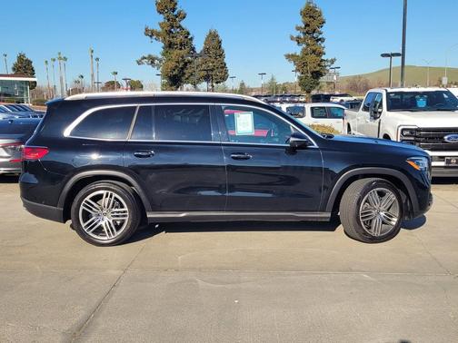 2024 Mercedes-Benz GLS 450 4MATIC