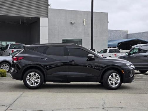 Black 2020 Chevrolet Blazer LT W/1LT