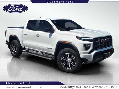 2023 GMC Canyon AT4
