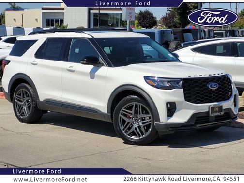 2025 Ford Explorer ST