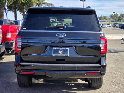 2022 Ford Expedition LIMITED