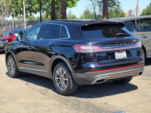 2022 Lincoln Nautilus Standard