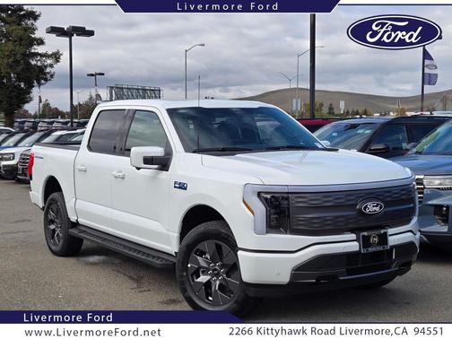 2025 Ford F-150 Lightning LARIAT