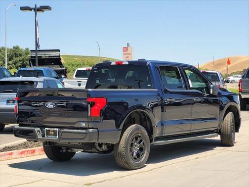 2025 Ford F-150 Lightning XLT