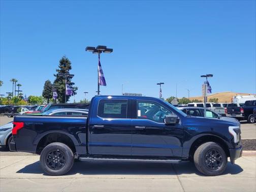 2025 Ford F-150 Lightning XLT