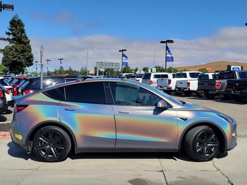 2021 Tesla Model Y Long Range Dual Motor All-Wheel Drive
