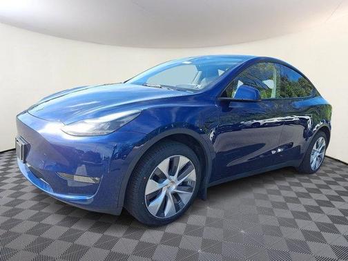 2023 Tesla Model Y Long Range Dual Motor All-Wheel Drive