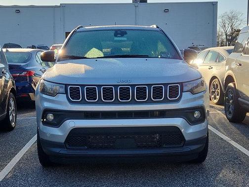 2024 Jeep Compass Latitude Lux
