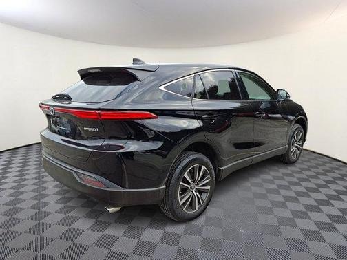 2022 Toyota Venza LE