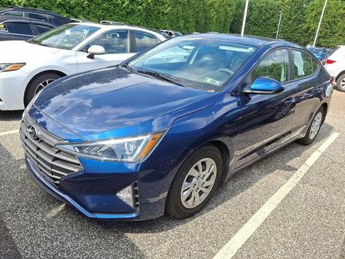2020 Hyundai ELANTRA SE