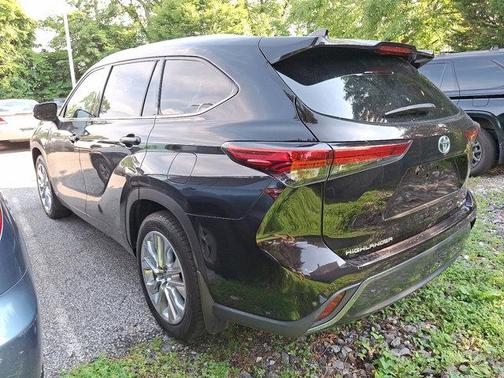 2021 Toyota Highlander Hybrid Limited