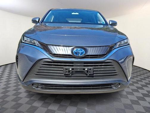 Coastal Gray Metallic 2021 Toyota Venza LE