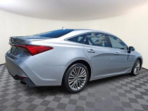 2022 Toyota Avalon Limited