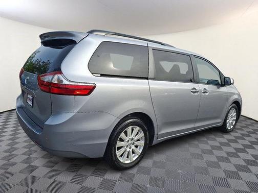 2015 Toyota Sienna Limited