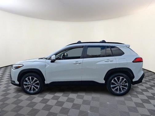 2022 Toyota Corolla Cross XLE