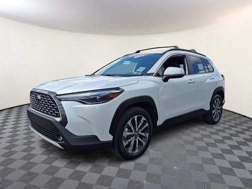 2022 Toyota Corolla Cross XLE