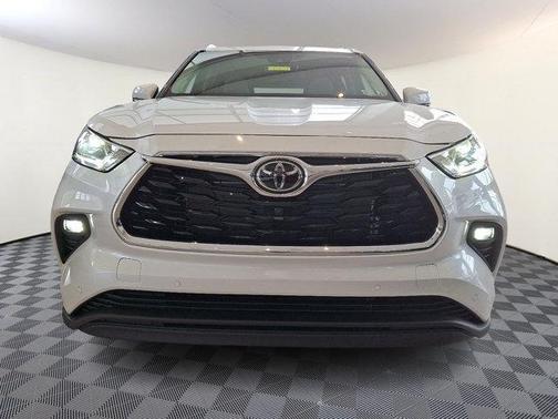 2025 Toyota Highlander Limited