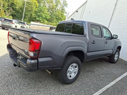 2022 Toyota Tacoma SR