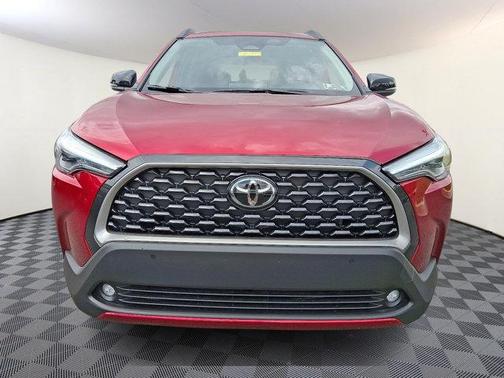 2025 Toyota Corolla Cross XLE