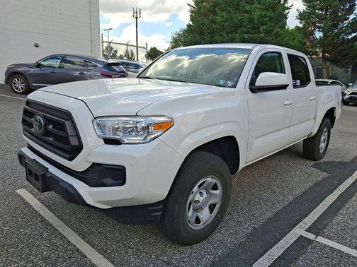 2022 Toyota Tacoma SR