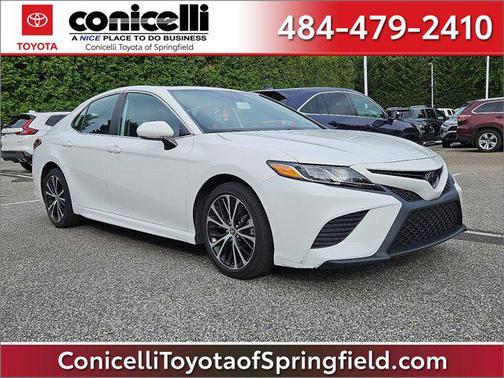2020 Toyota Camry SE